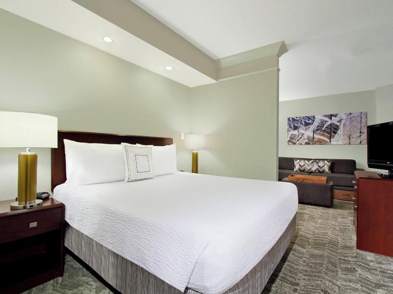 SpringHill Suites Phoenix Glendale Sports image