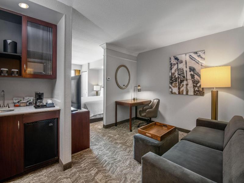 SpringHill Suites Phoenix Glendale Sports image