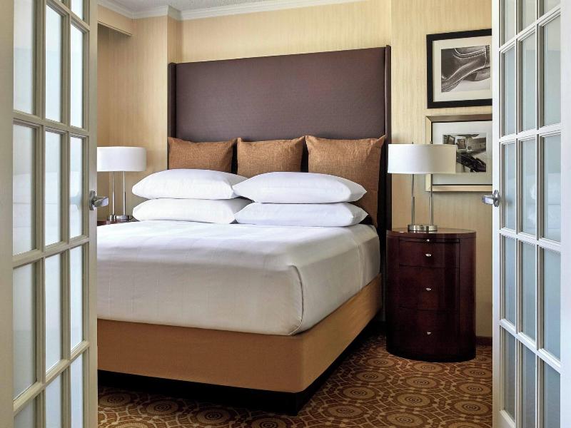 Scottsdale Marriott Suites Old Town image