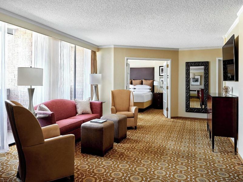Scottsdale Marriott Suites Old Town image