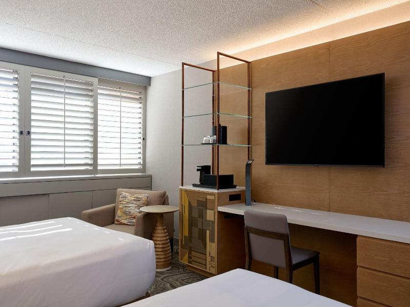 Phoenix Marriott Tempe at The Buttes image