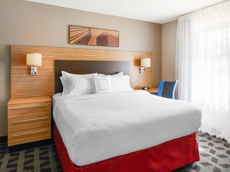 TownePlace Suites Tempe at Arizona Mills Mall image