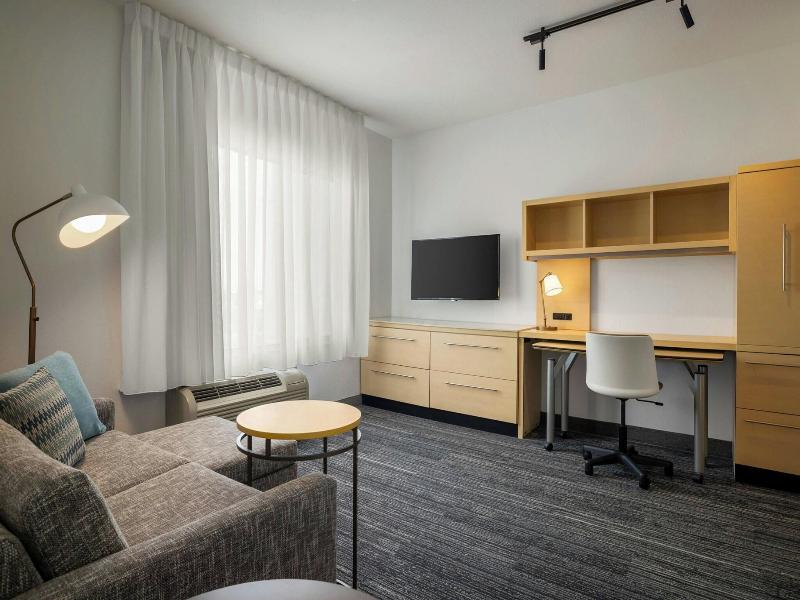TownePlace Suites Phoenix Goodyear image