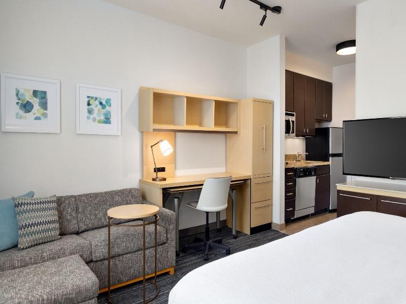 TownePlace Suites Phoenix Goodyear image