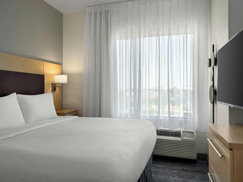 TownePlace Suites Phoenix Goodyear image