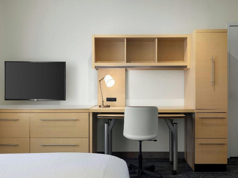 TownePlace Suites Phoenix Goodyear image