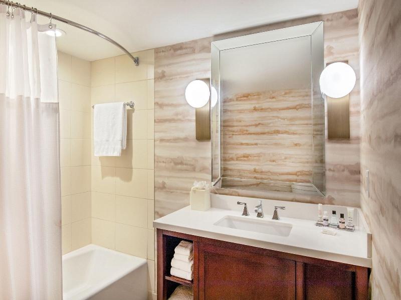 Peoria Marriott Pere Marquette image