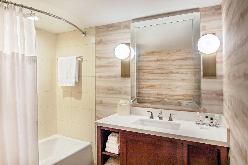 Peoria Marriott Pere Marquette image