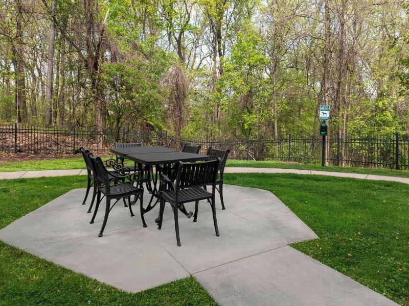 Courtyard Pittsburgh Greensburg image