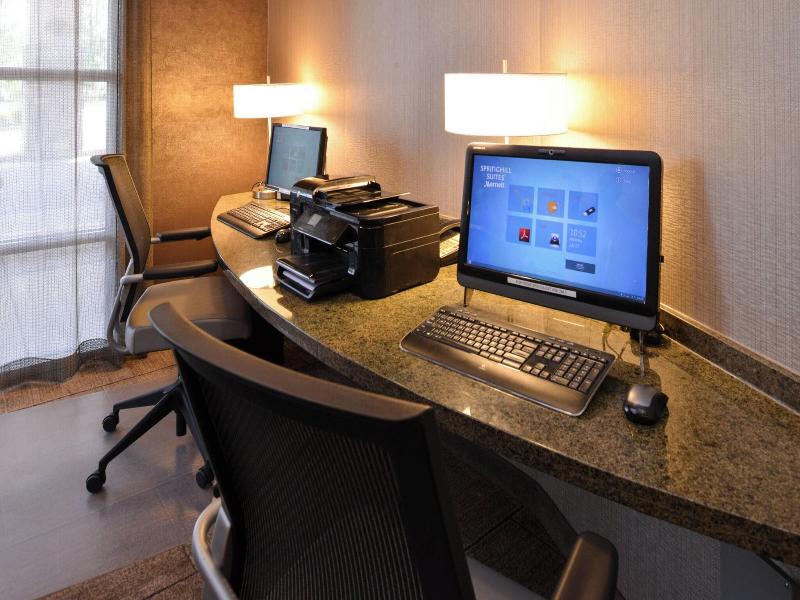 SpringHill Suites Pittsburgh Mills image