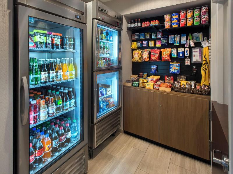 SpringHill Suites Pittsburgh Mills image