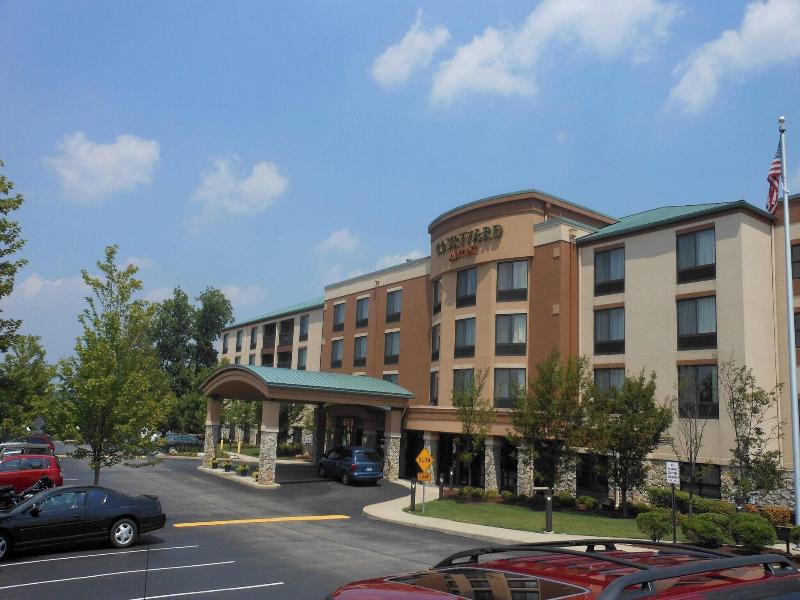 Courtyard Pittsburgh Monroeville image