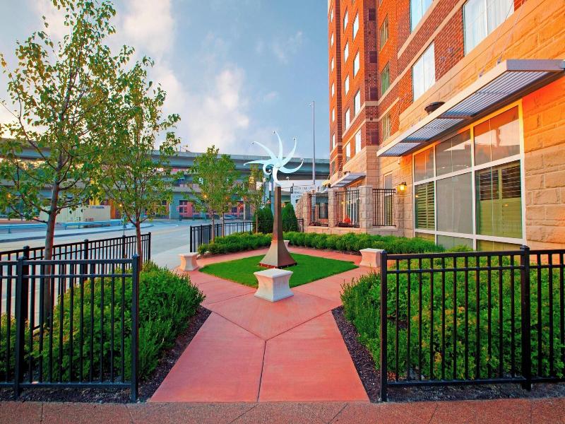 Residence Inn Pittsburgh North Shore image