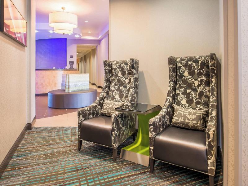 Residence Inn Pittsburgh North Shore image