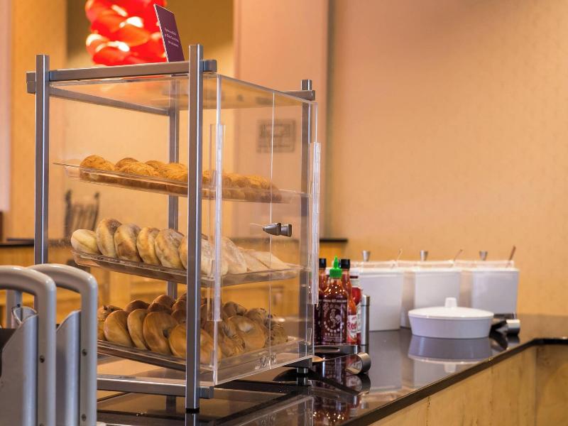 Residence Inn Pittsburgh North Shore image
