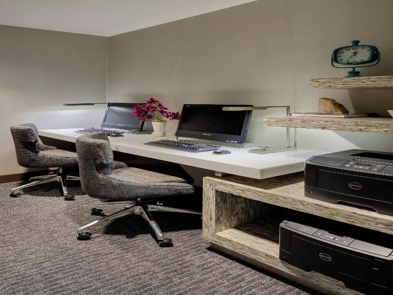 Residence Inn By Marriott Portsmouth image