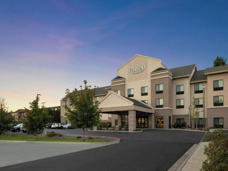Fairfield Inn & Suites Moscow
