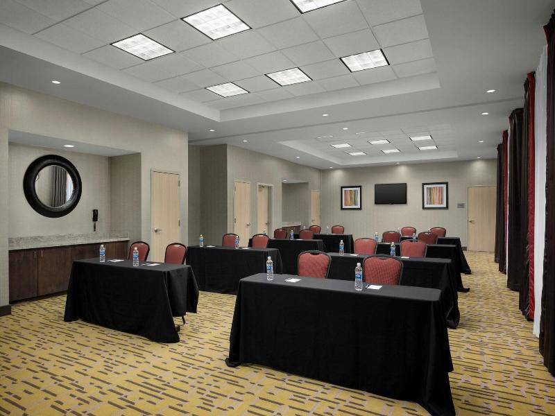 Fairfield Inn & Suites Moscow