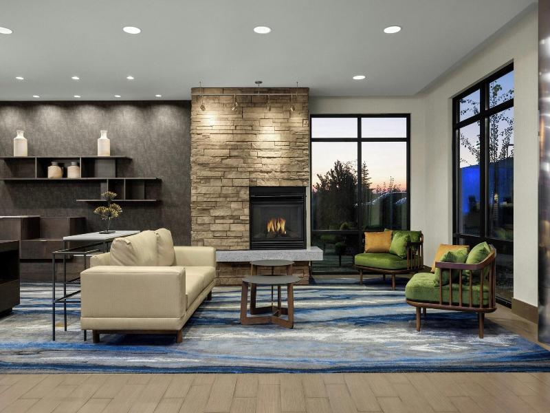 Fairfield Inn & Suites Moscow