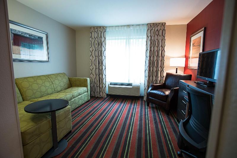 Fairfield Inn & Suites Moscow image