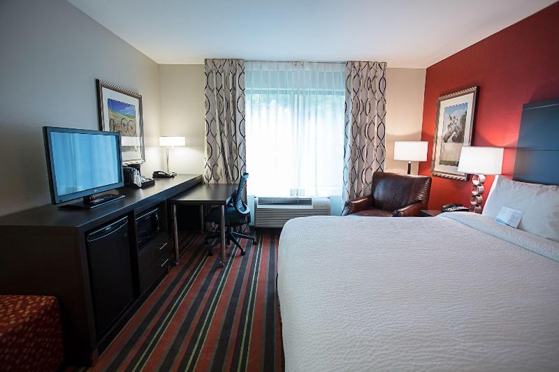 Fairfield Inn & Suites Moscow image