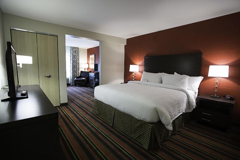 Fairfield Inn & Suites Moscow image