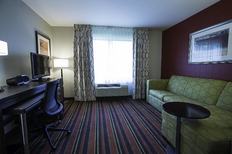Fairfield Inn & Suites Moscow image