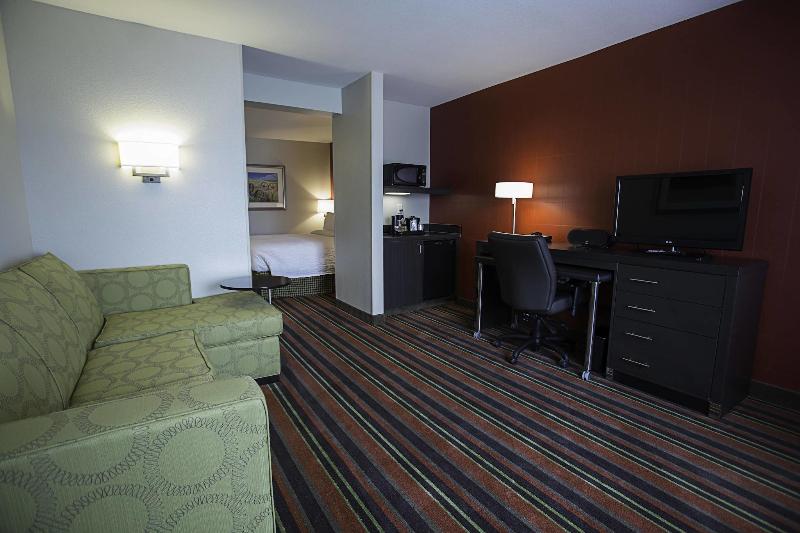 Fairfield Inn & Suites Moscow image