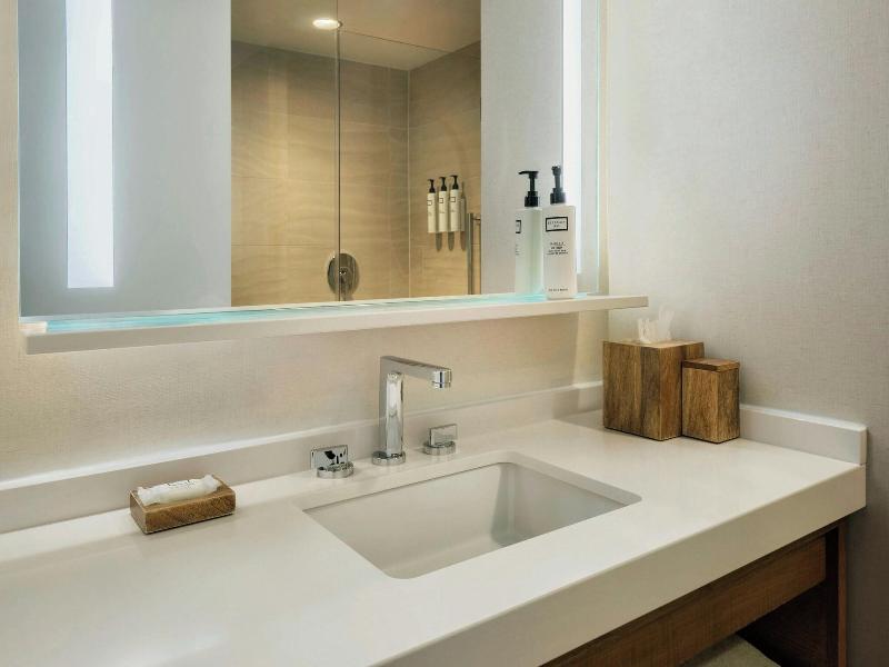 Newport Marriott image