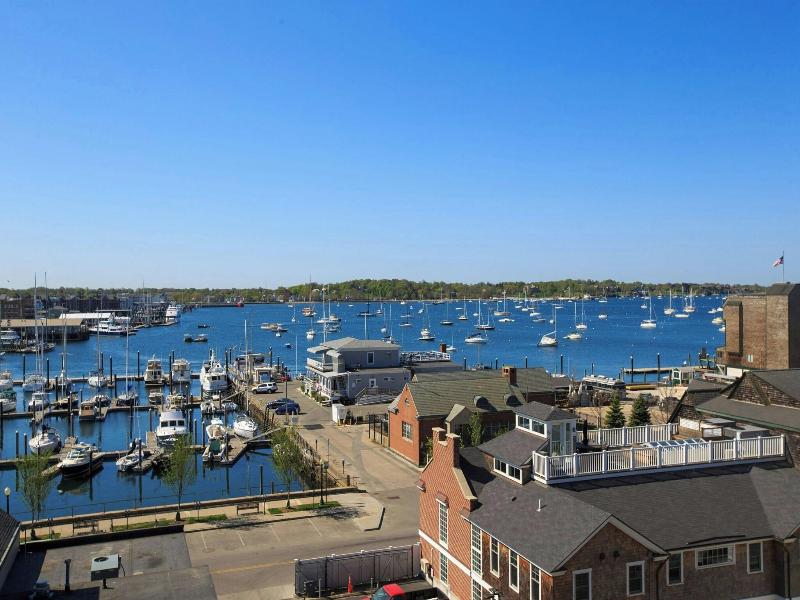 Newport Marriott image