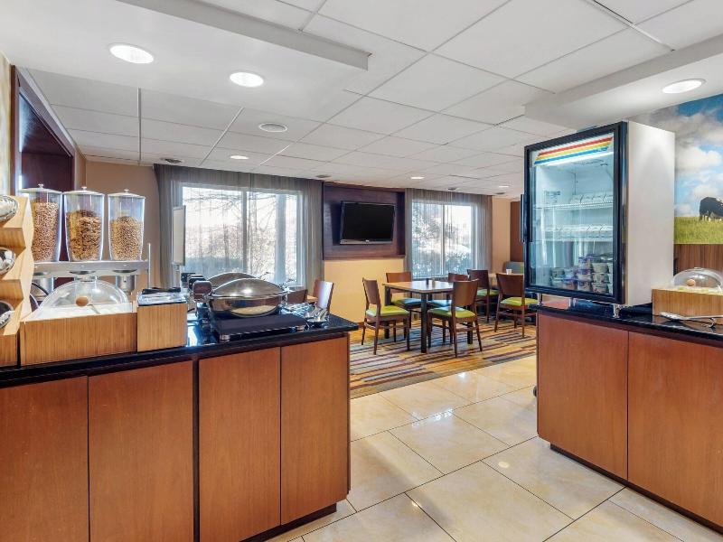 Fairfield Inn Portland Maine Mall image