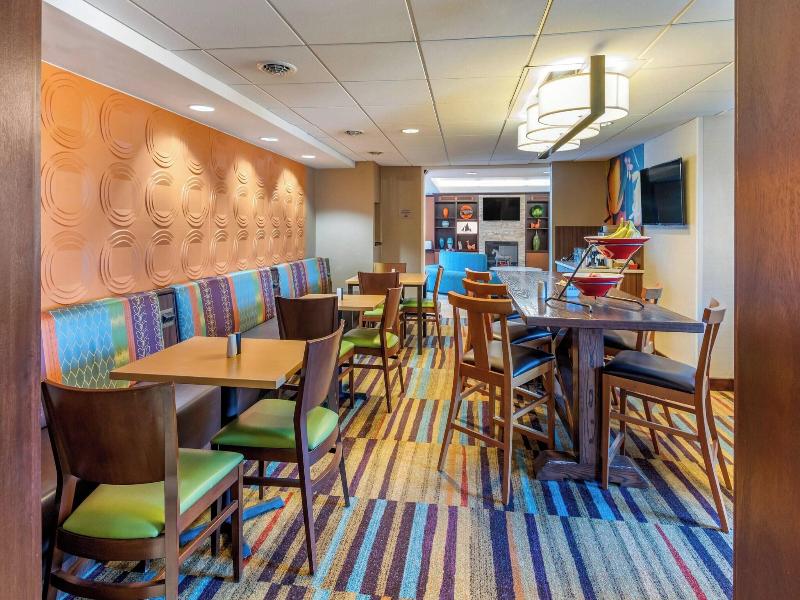 Fairfield Inn Portland Maine Mall image