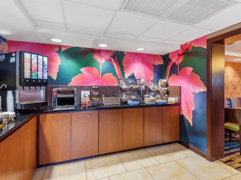 Fairfield Inn Portland Maine Mall image