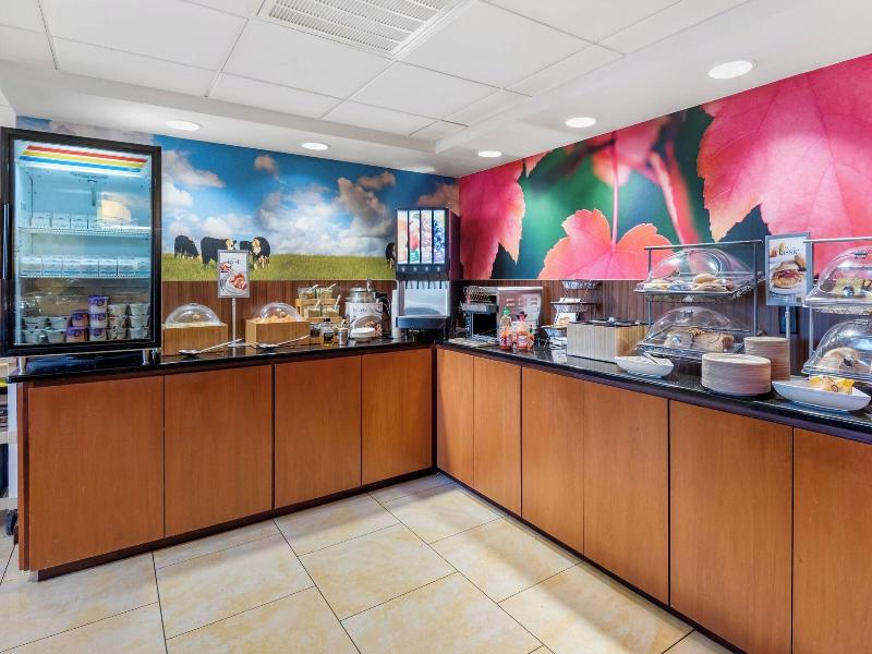 Fairfield Inn Portland Maine Mall image