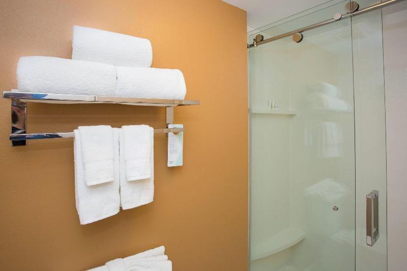 Fairfield Inn&Suites Raynham Middleboro/Plymouth image