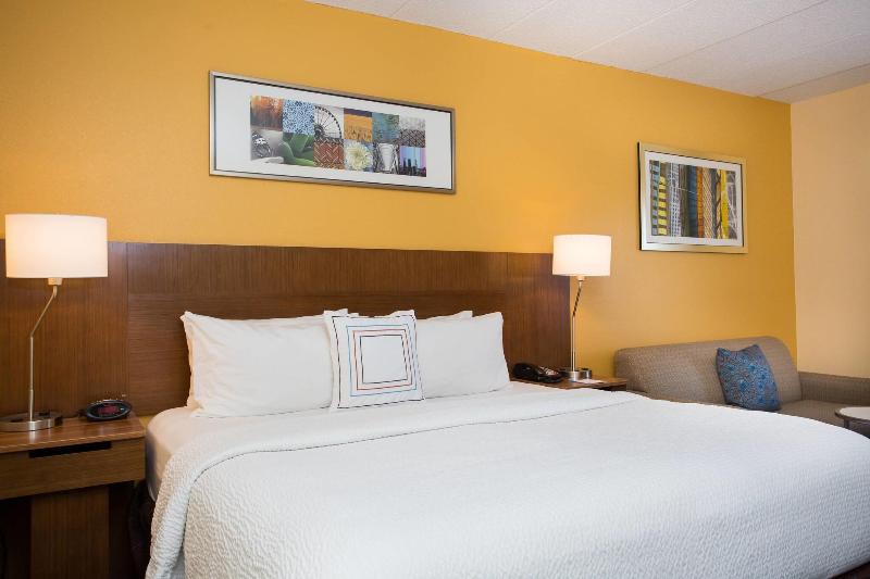 Fairfield Inn&Suites Raynham Middleboro/Plymouth image
