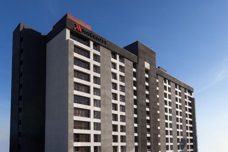 Marriott Riverside at the Convention Center image