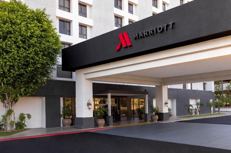 Marriott Riverside at the Convention Center image