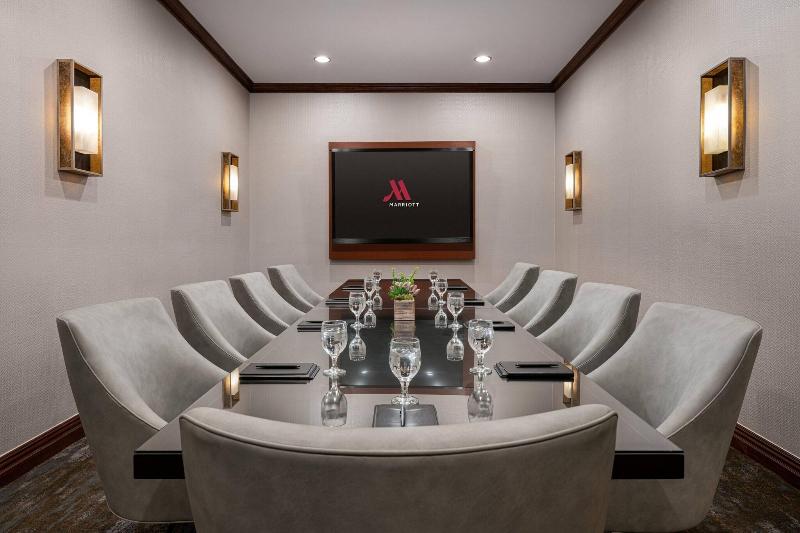 Marriott Riverside at the Convention Center image