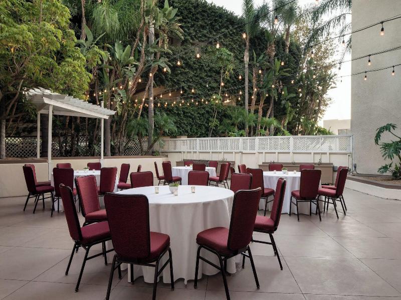 Marriott Riverside at the Convention Center image