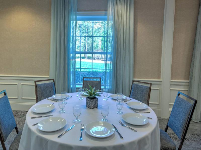 Courtyard By Marriott Chapel Hill image