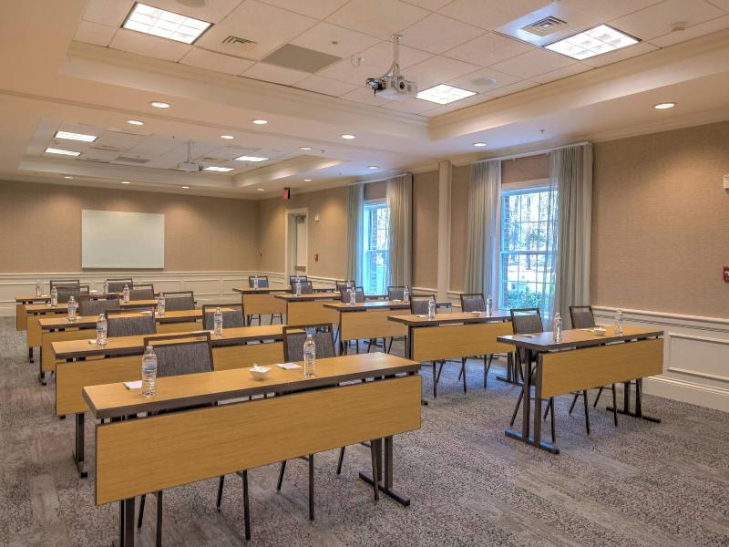 Courtyard By Marriott Chapel Hill image