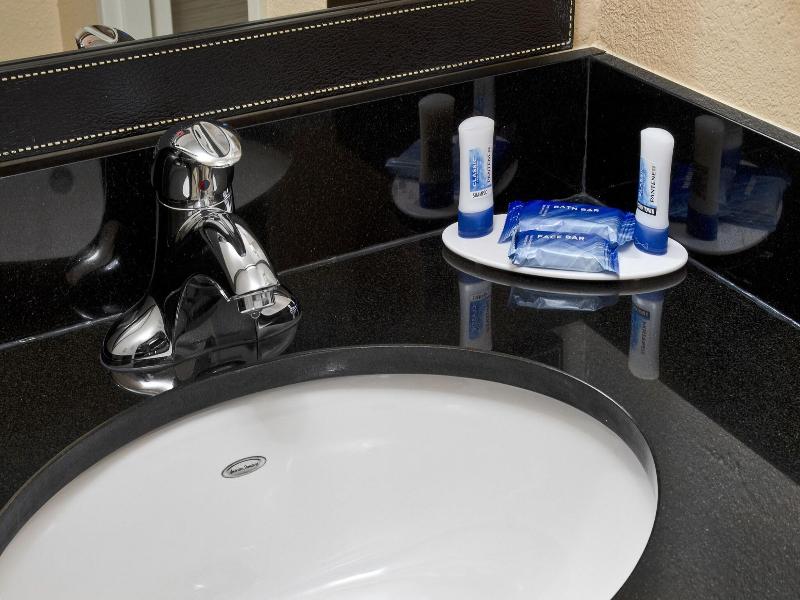 Fairfield Inn & Suites Raleigh-Durham Airport/RTP image