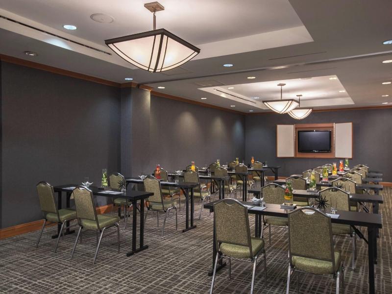 Renaissance Raleigh North Hills Hotel image