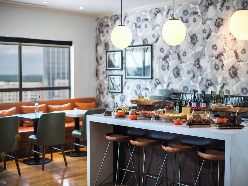 Renaissance Raleigh North Hills Hotel image