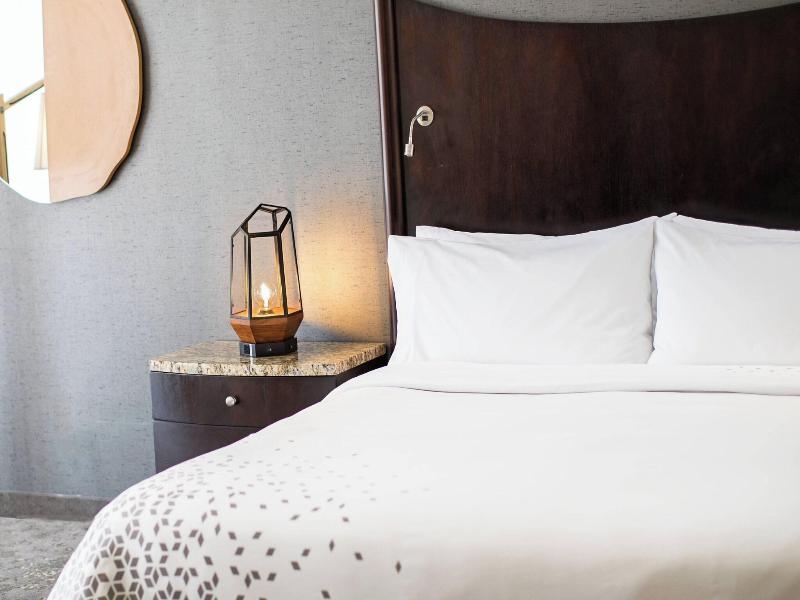 Renaissance Raleigh North Hills Hotel image