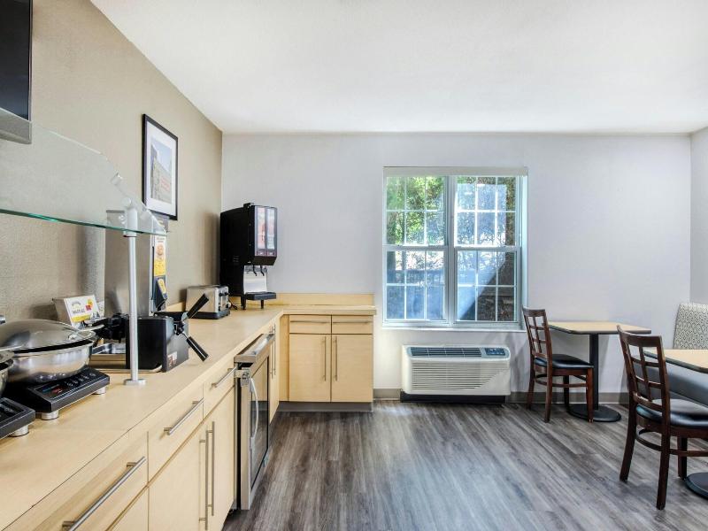 TownePlace Suites Raleigh Cary/Weston Parkway image