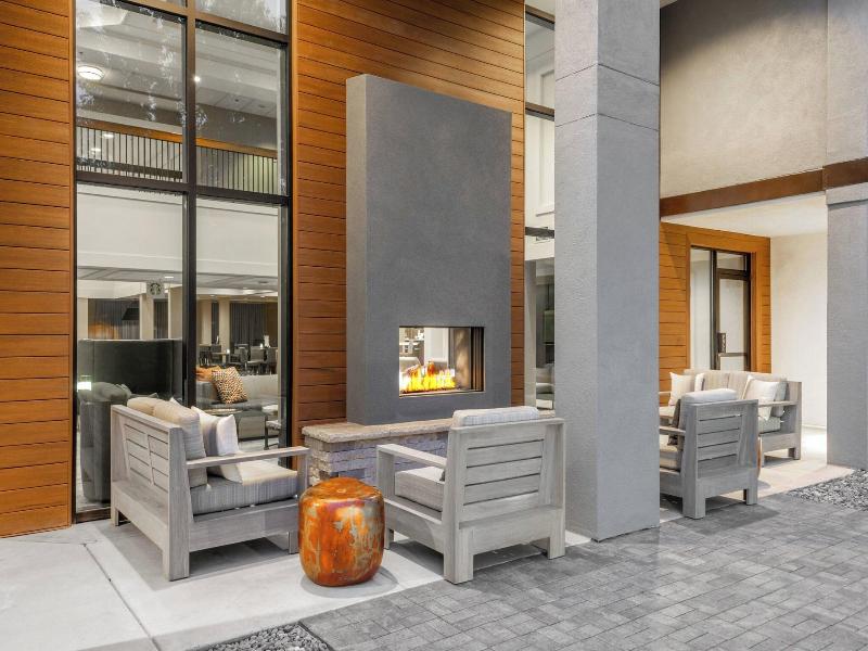 Courtyard Reno image