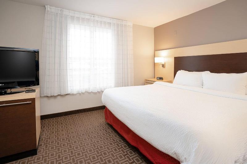 TownePlace Suites Rochester image