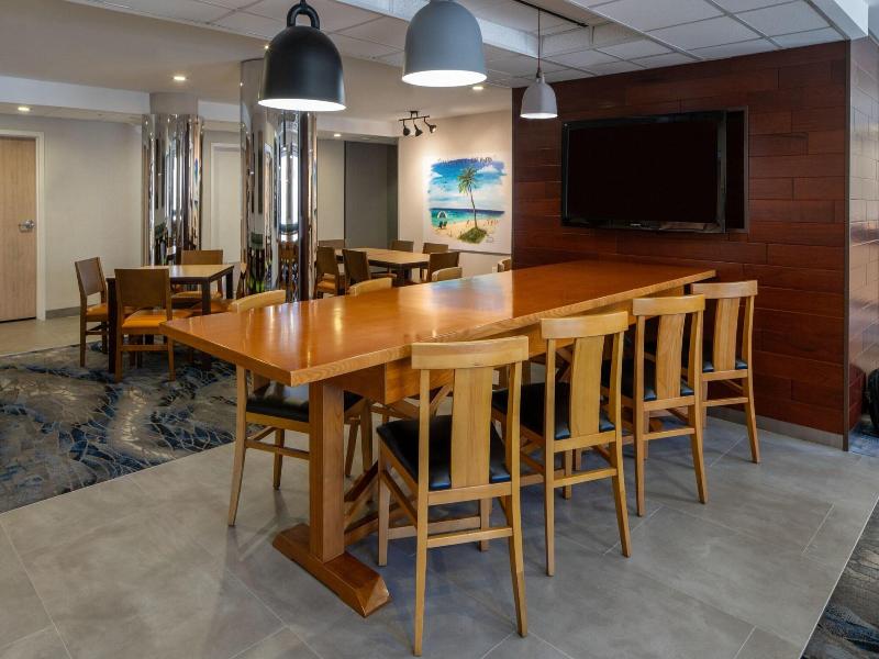 Fairfield Inn & Suites Fort Myers Cape Coral image